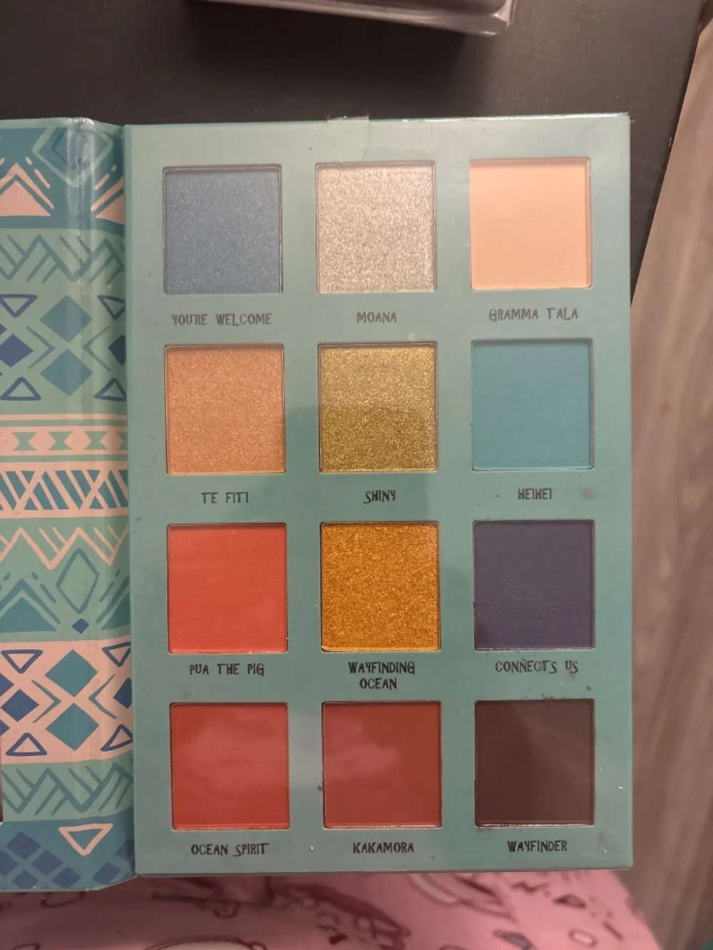 Disney Moana Eyeshadow Palette Makeup Cosmetic Collection HOT TOPIC EXCLUSIVE